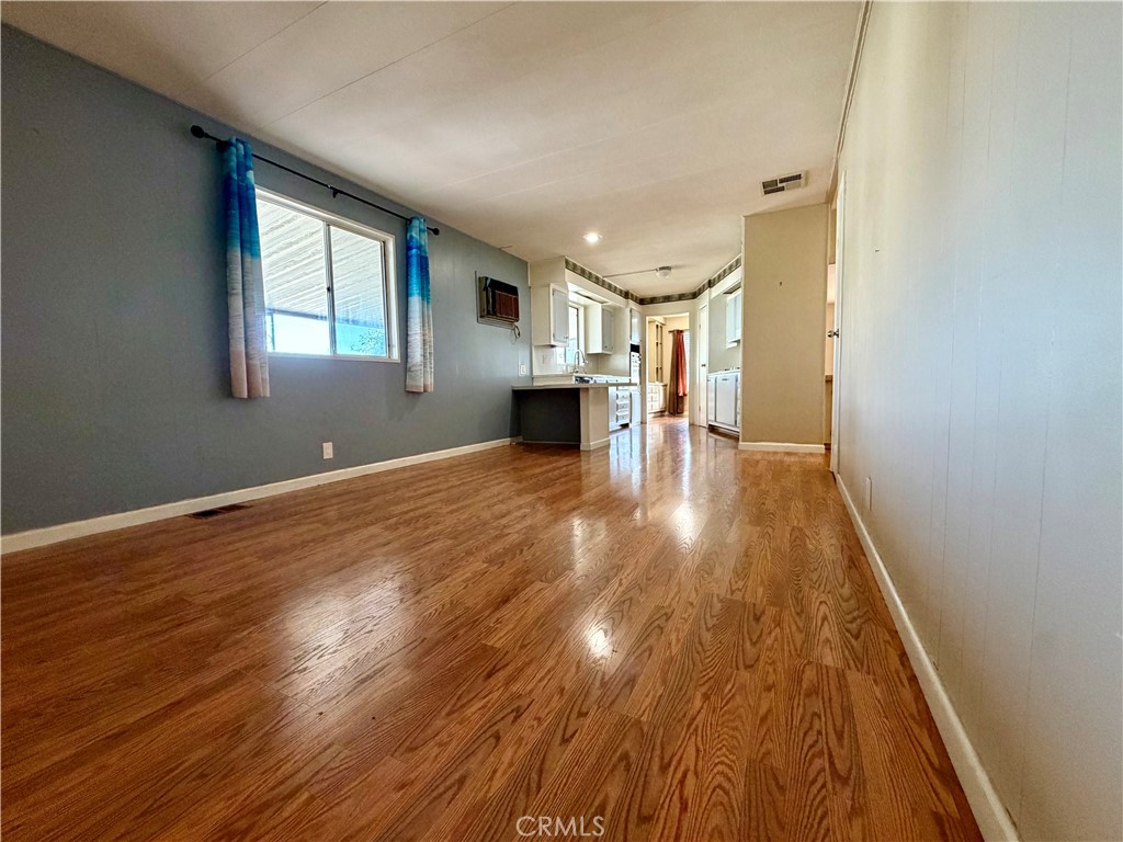8801 17 Eton Property Photo 11