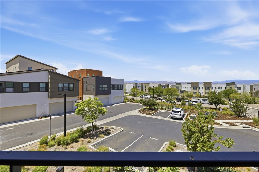 27525 Illumination Court Property Photo 14