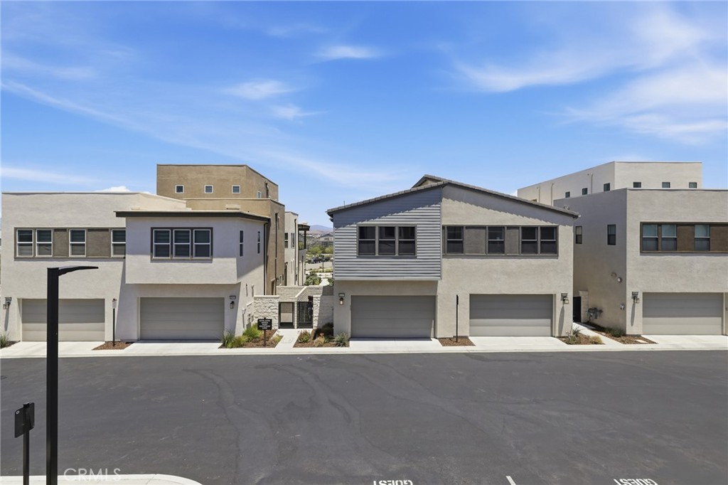 27525 Illumination Court Property Photo 36