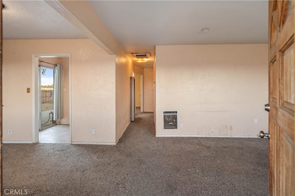 8728 W Avenue E12 Property Photo 4