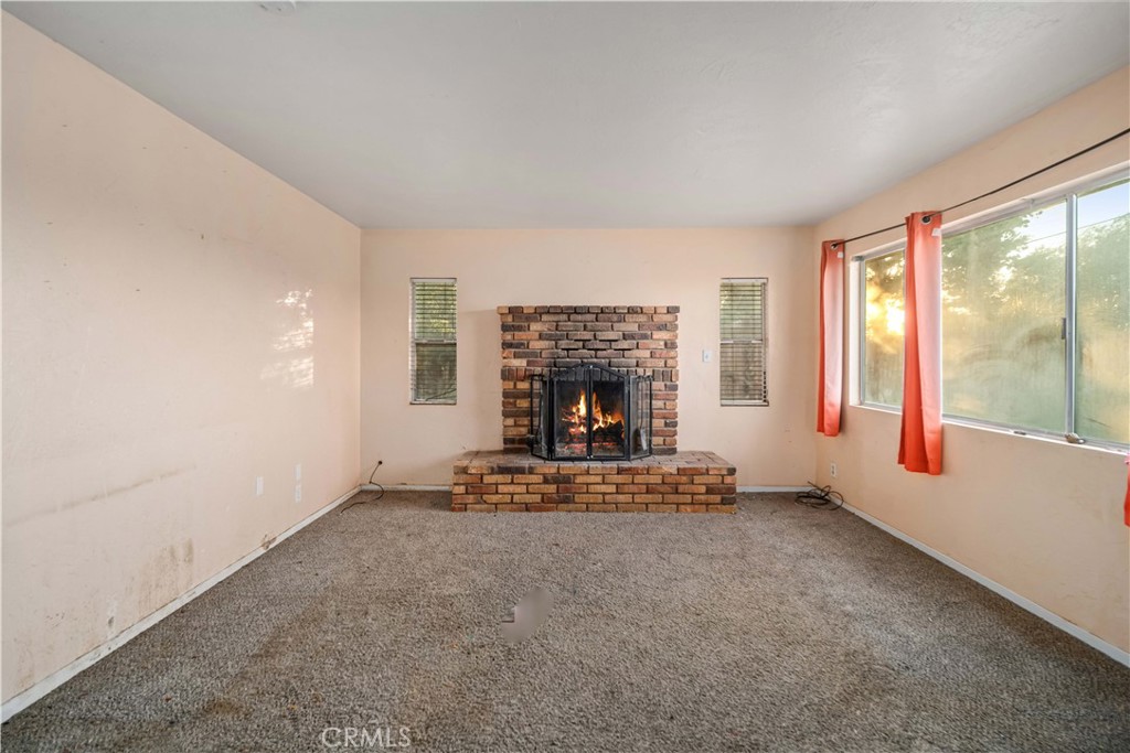 8728 W Avenue E12 Property Photo 6