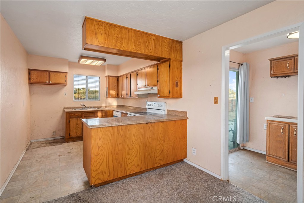 8728 W Avenue E12 Property Photo 8