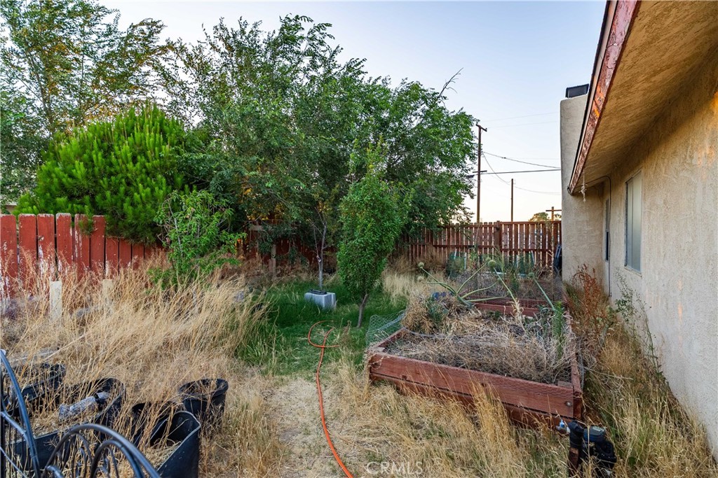 8728 W Avenue E12 Property Photo 25