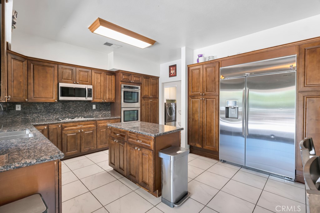 9734 Kentland Property Photo 17