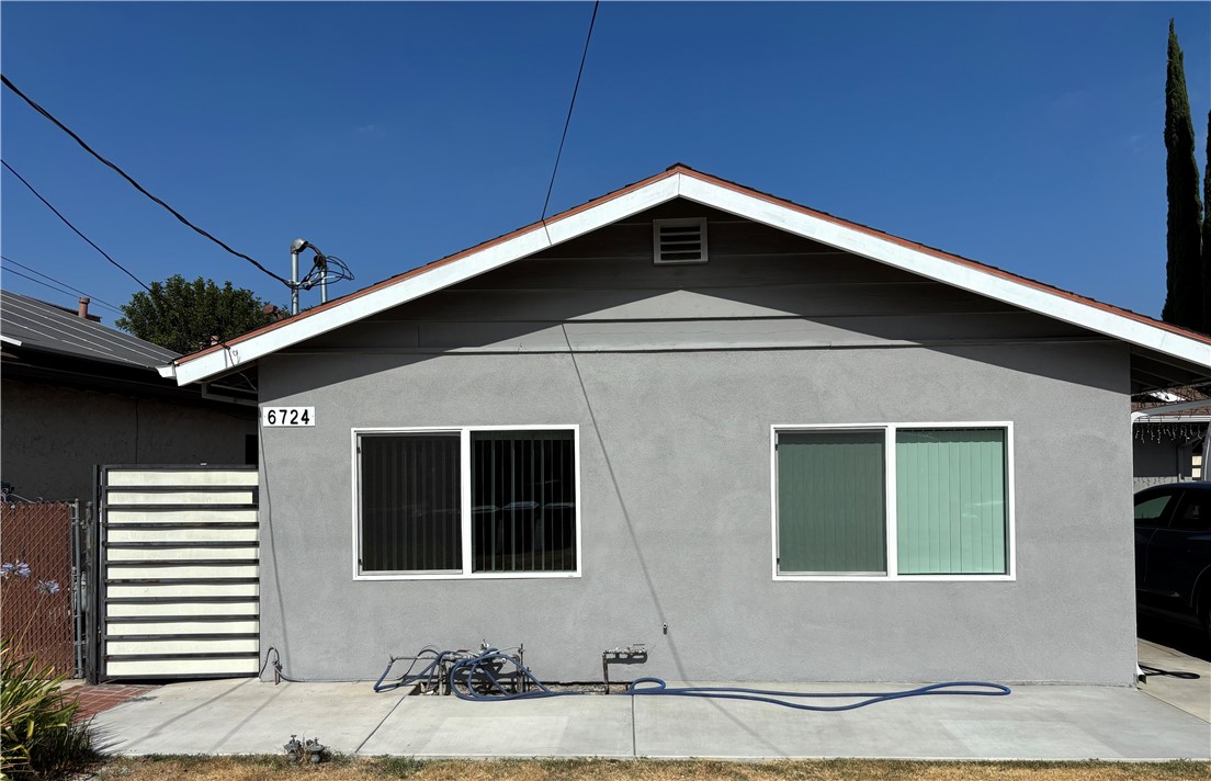 6724 Nagle Property Photo 1