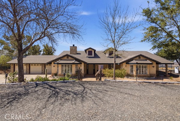 9722 Hierba Property Photo 2