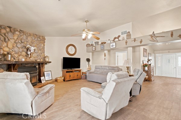 9722 Hierba Property Photo 8