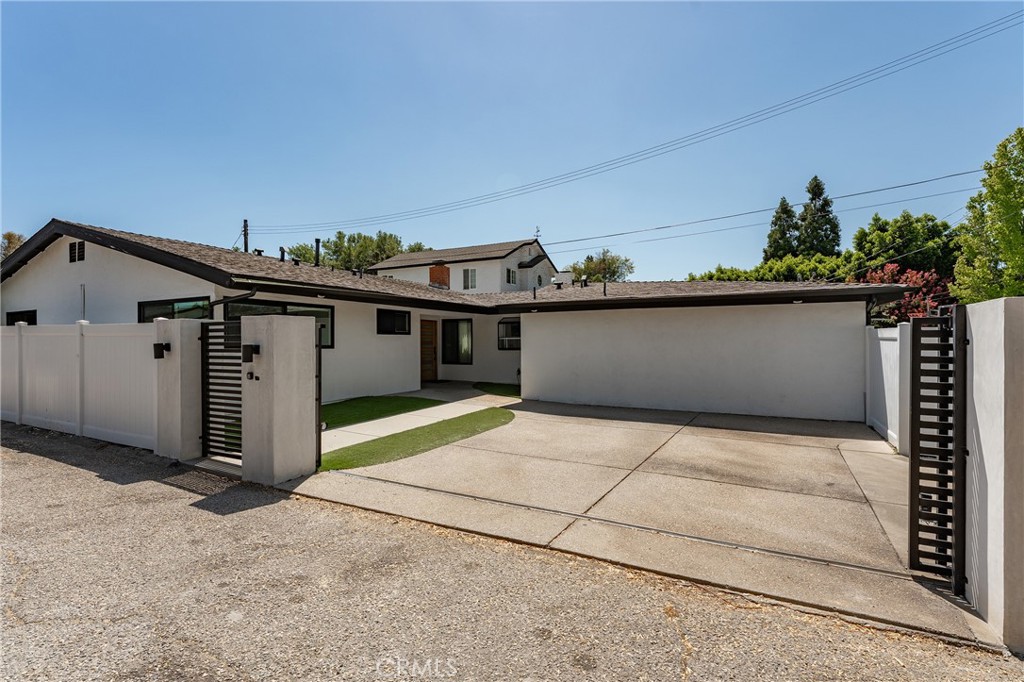 23030 Dolorosa Property Photo 1
