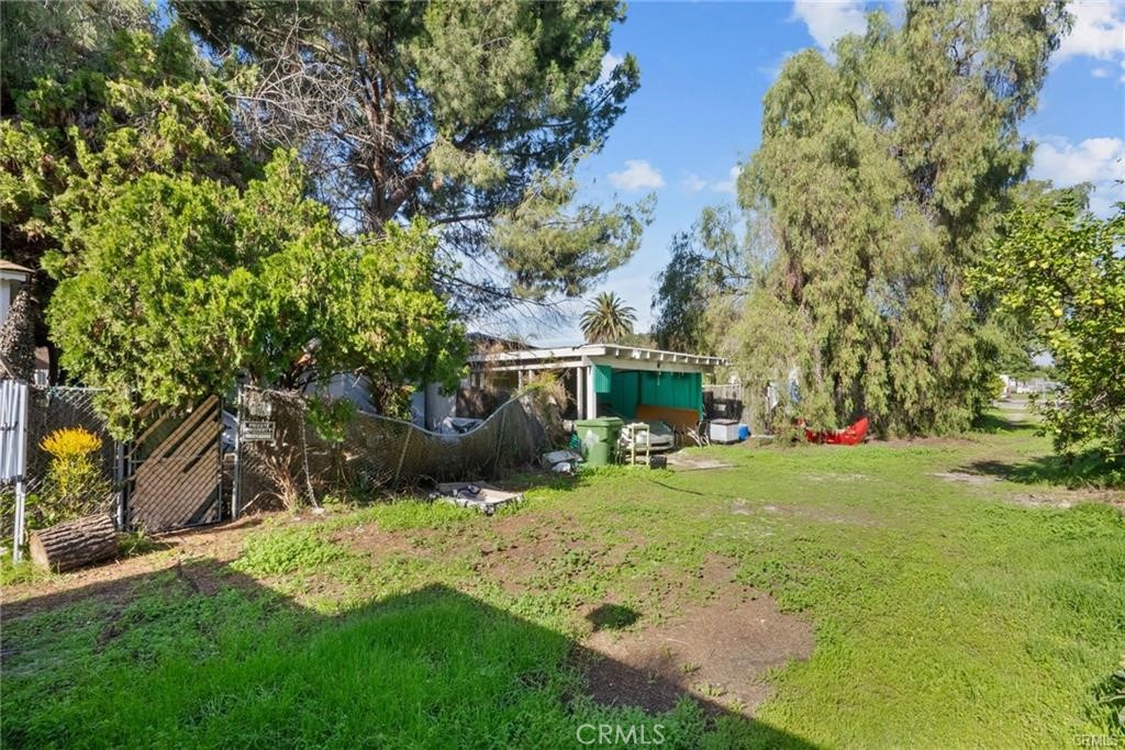 11144 Lorne Property Photo 3