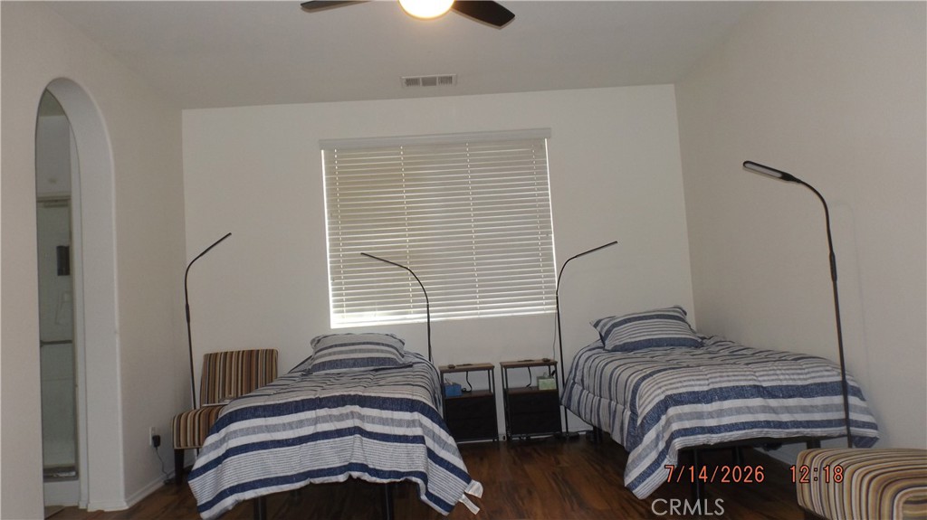 2324 Hay Market Property Photo 12