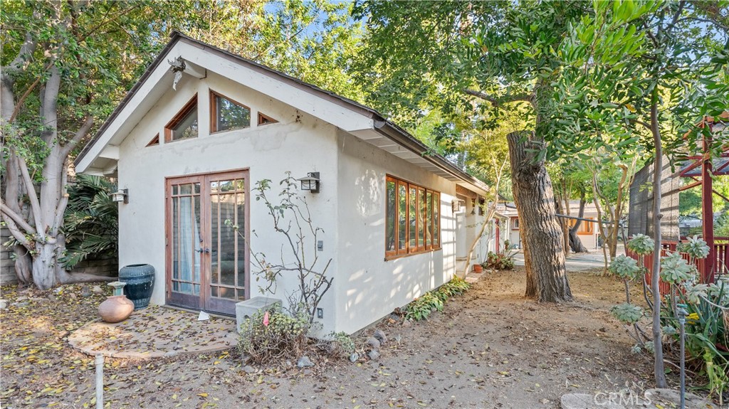 18552 Erwin Property Photo 9