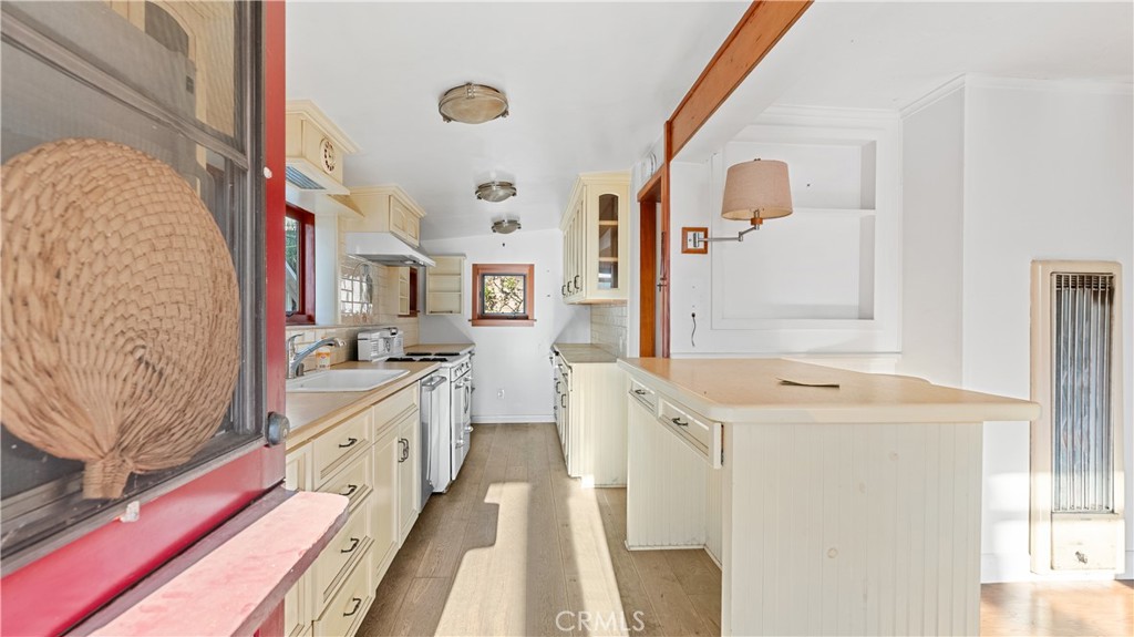 18552 Erwin Property Photo 22