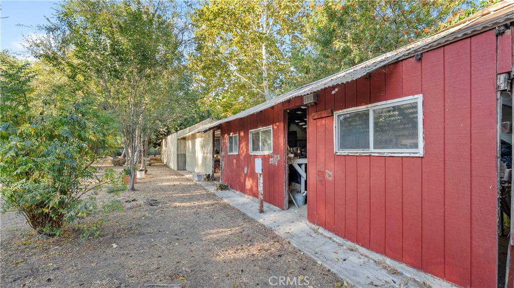 18552 Erwin Property Photo 36