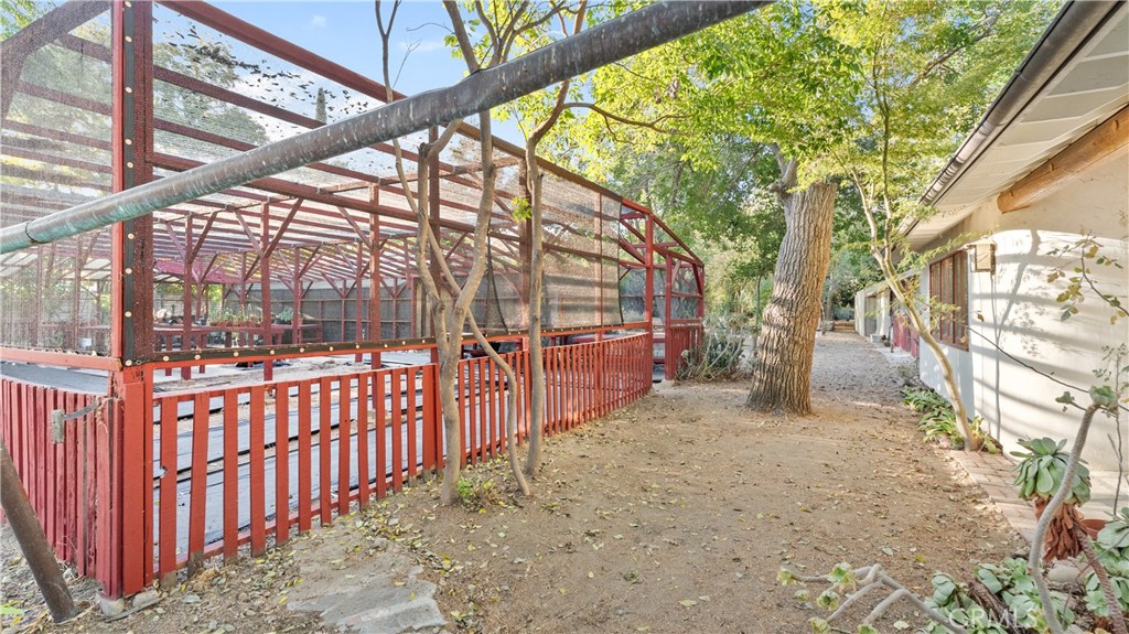 18552 Erwin Property Photo 39