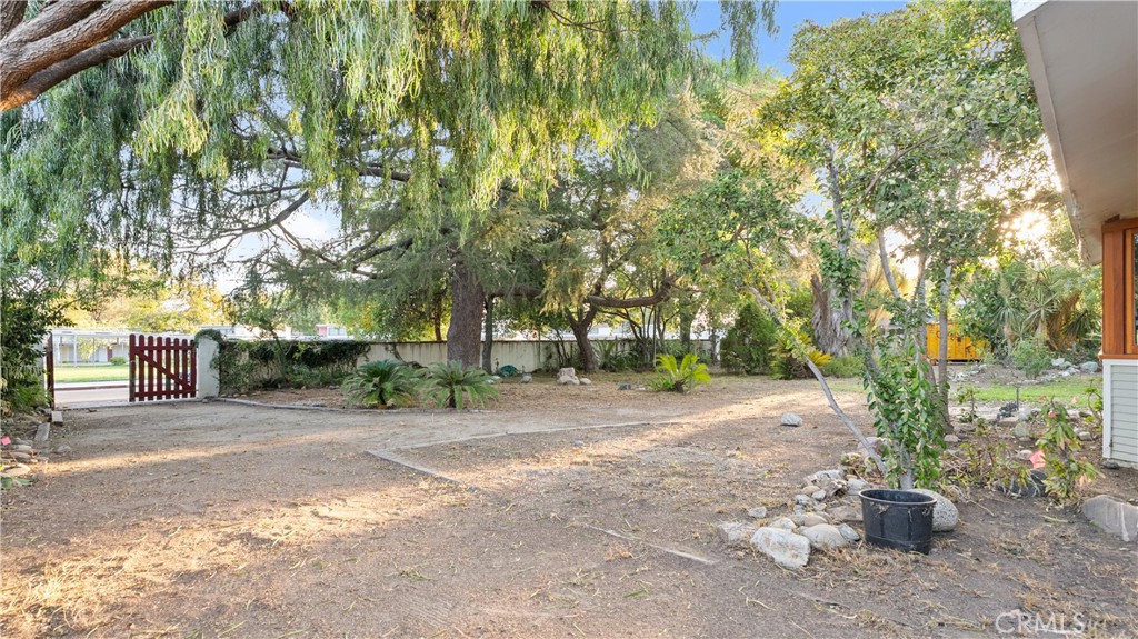 18552 Erwin Property Photo 45