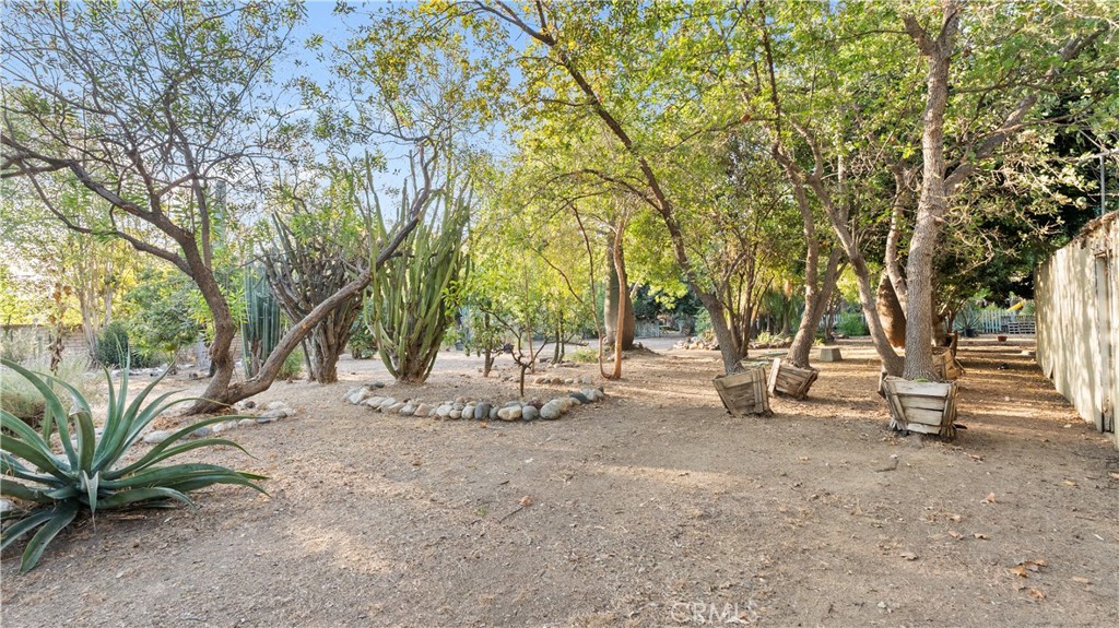 18552 Erwin Property Photo 46