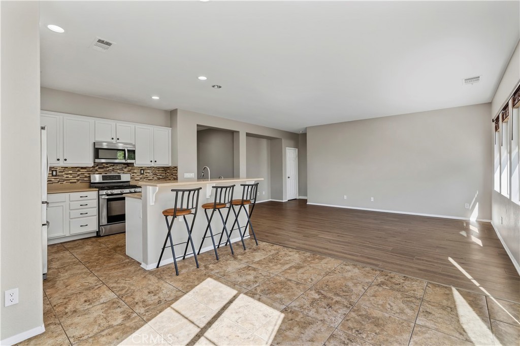 1621 Serval Way Property Photo 12