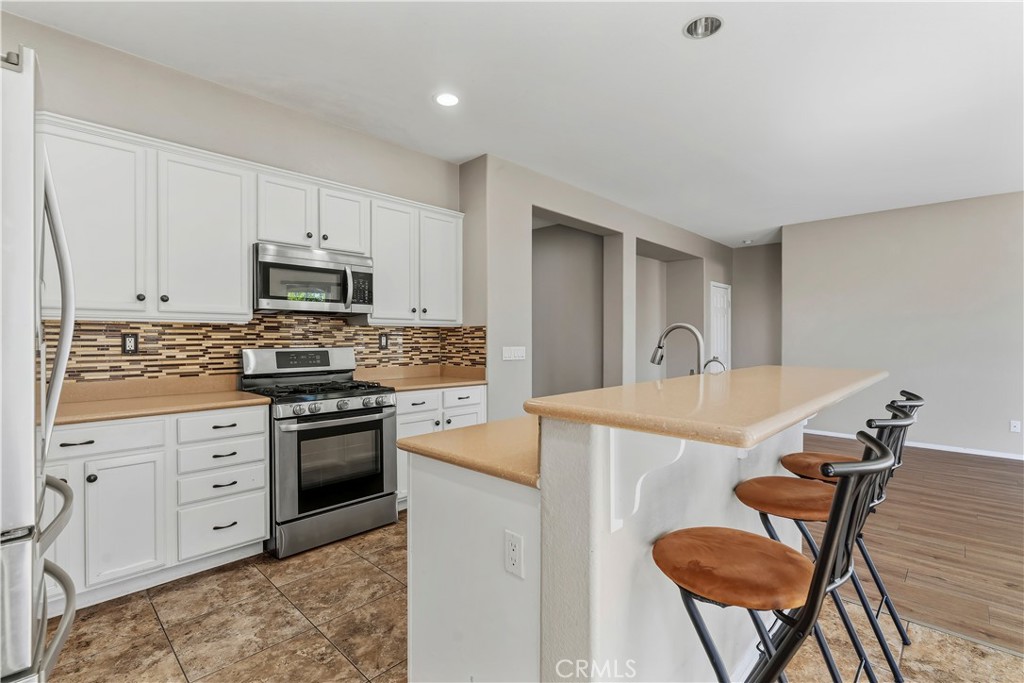 1621 Serval Way Property Photo 13