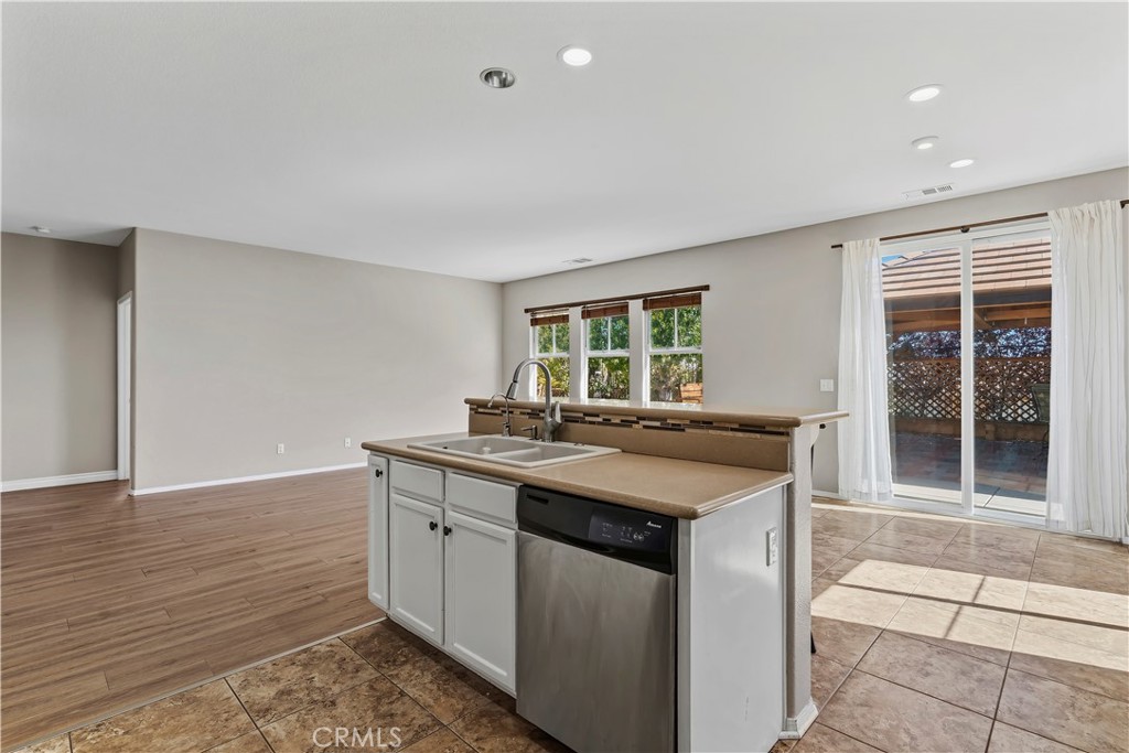 1621 Serval Way Property Photo 14
