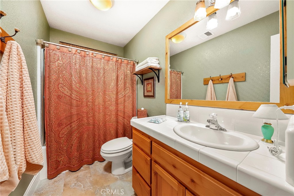 18051 Bold Venture Drive Property Photo 19