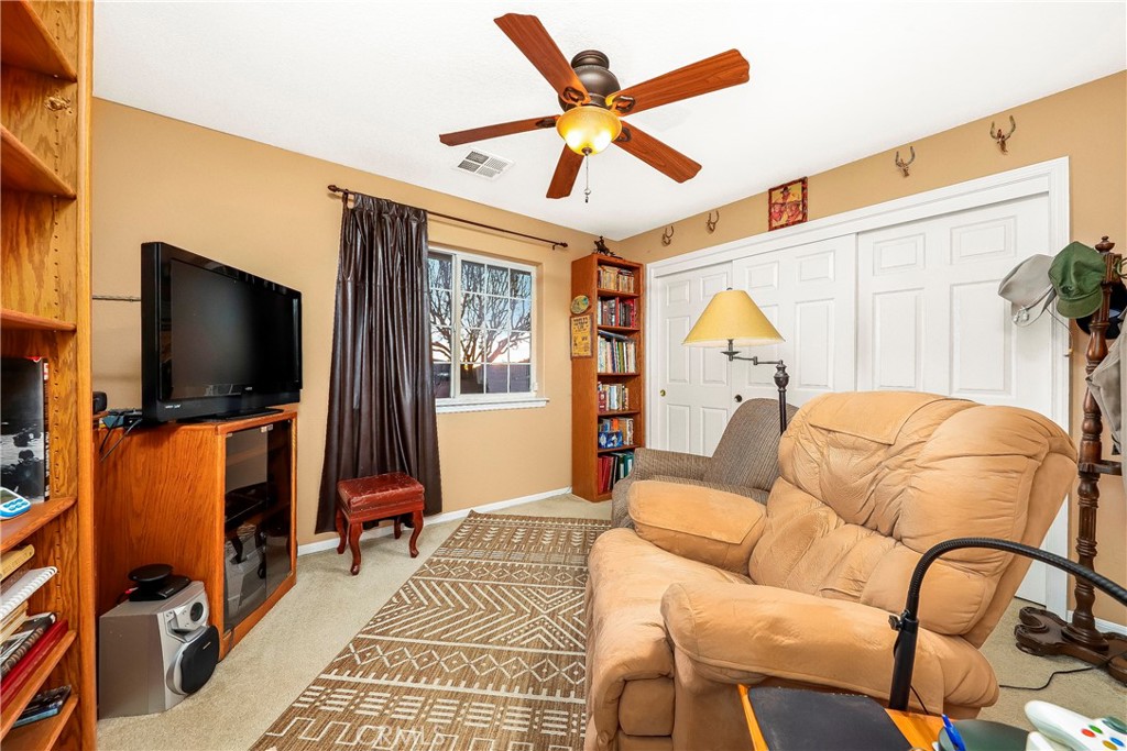 18051 Bold Venture Drive Property Photo 20
