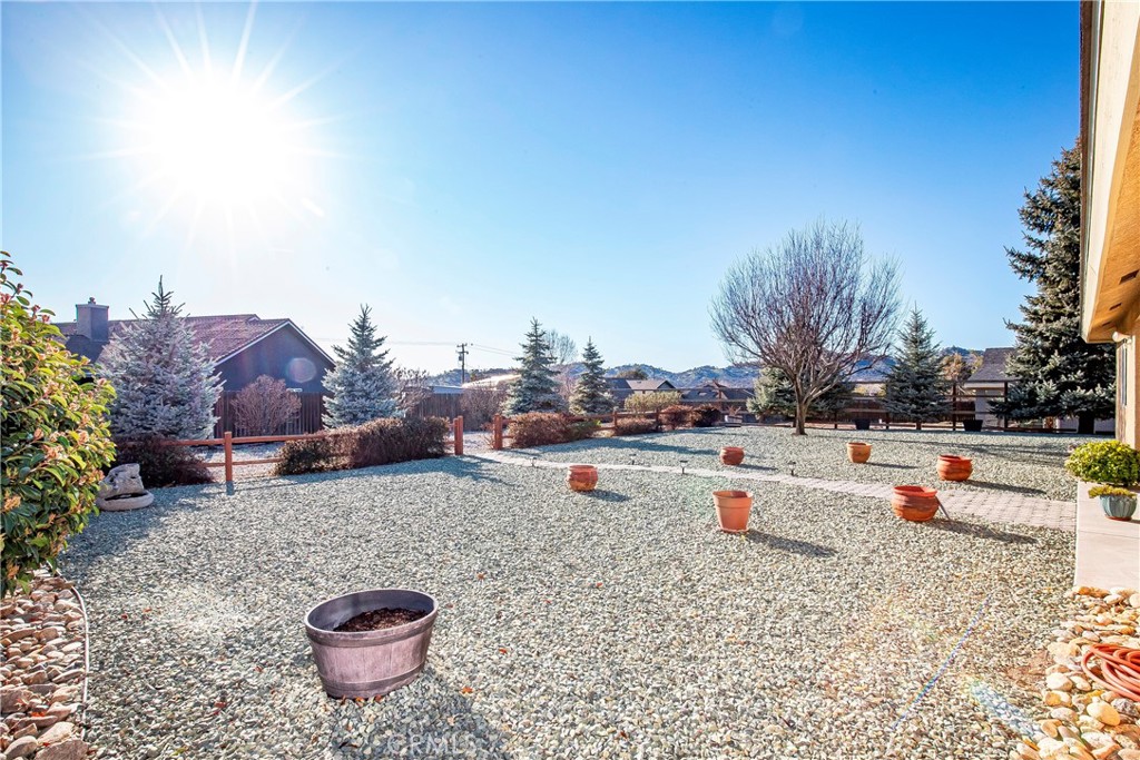 18051 Bold Venture Drive Property Photo 28