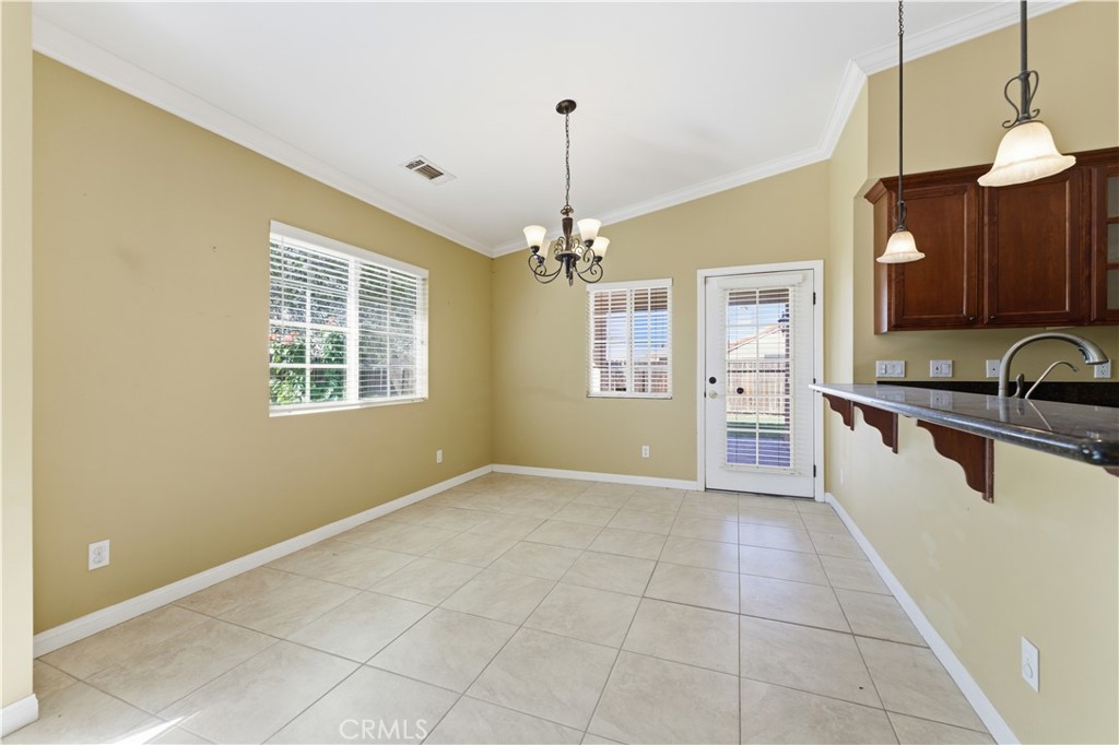 10725 Keller Drive Property Photo 6