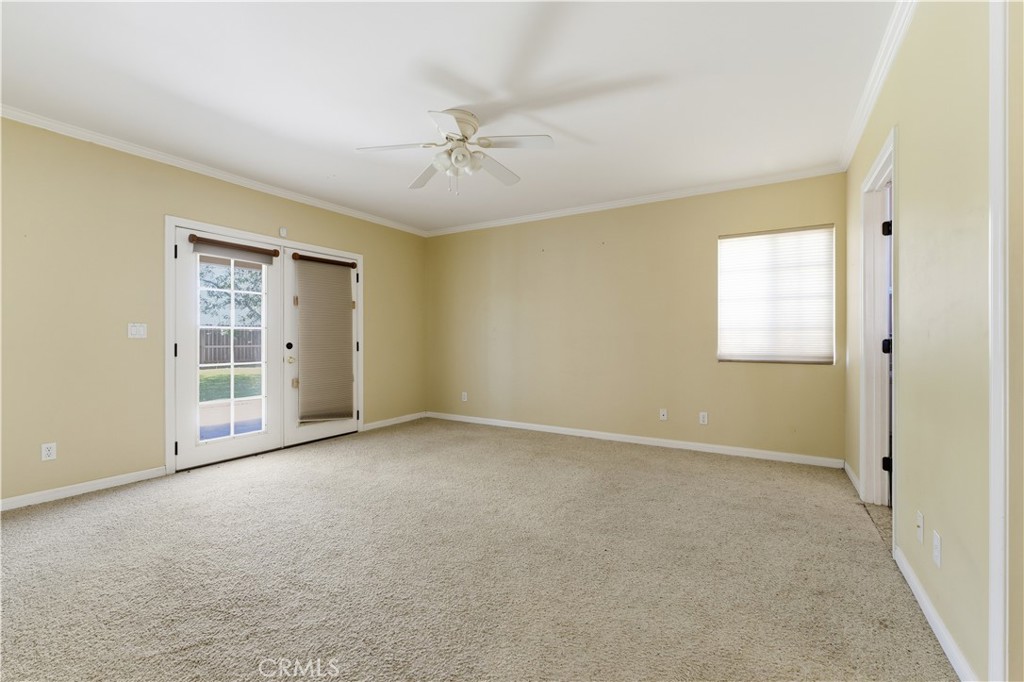 10725 Keller Drive Property Photo 16