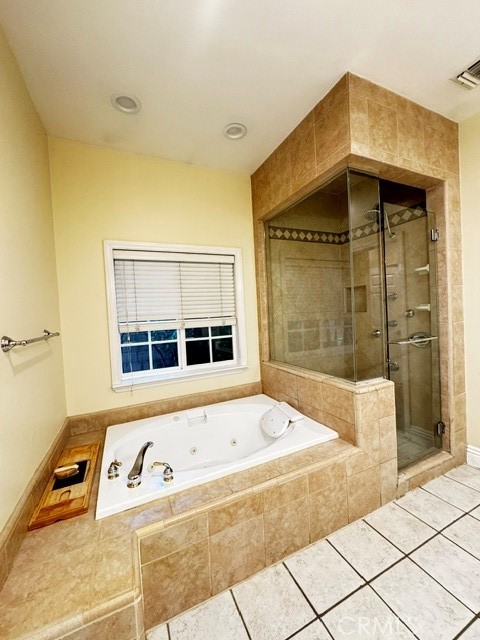 14320 Hortense Street Property Photo 13