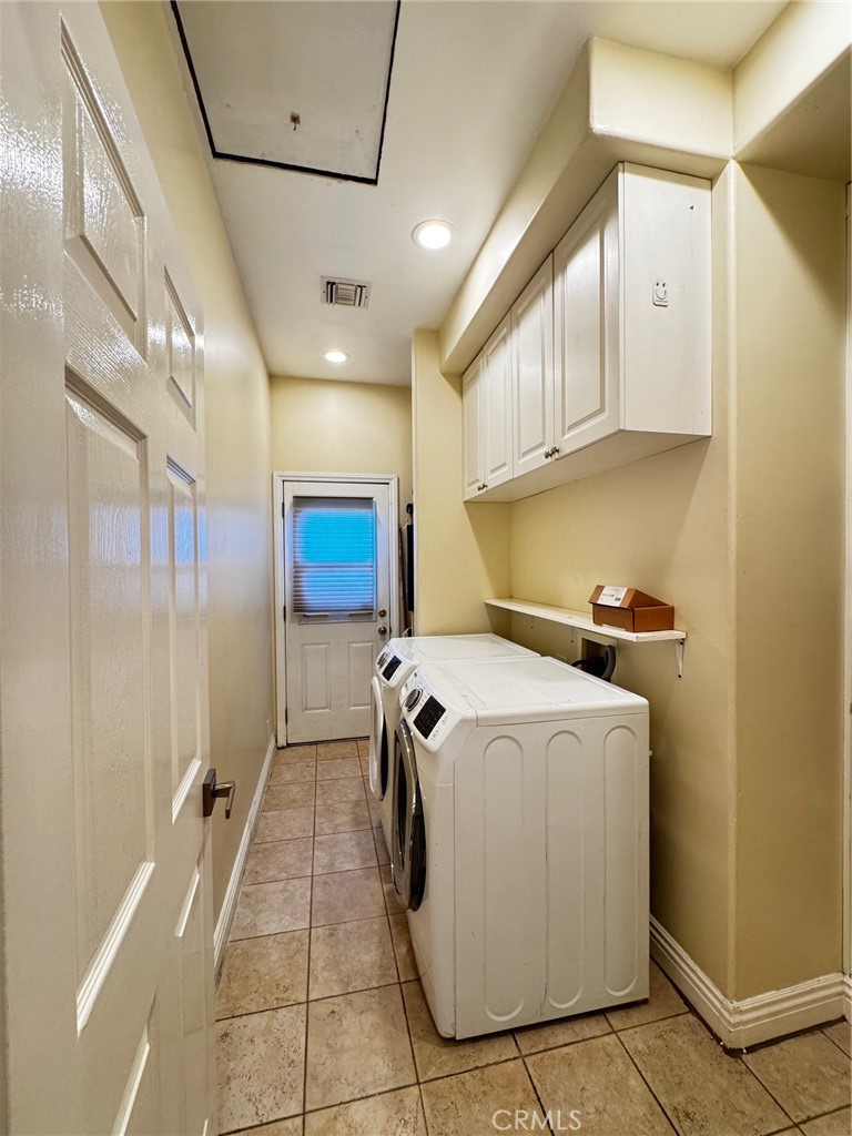 14320 Hortense Street Property Photo 15