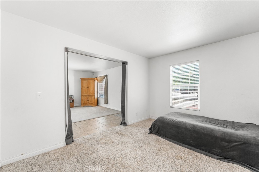 45420 Fairbanks Property Photo 10