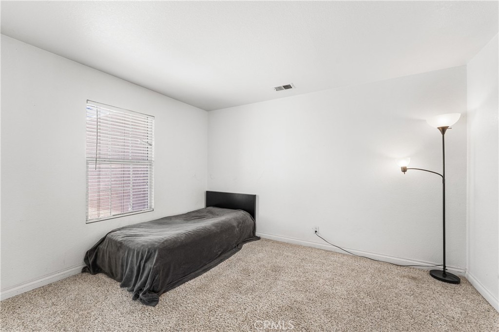 45420 Fairbanks Property Photo 11