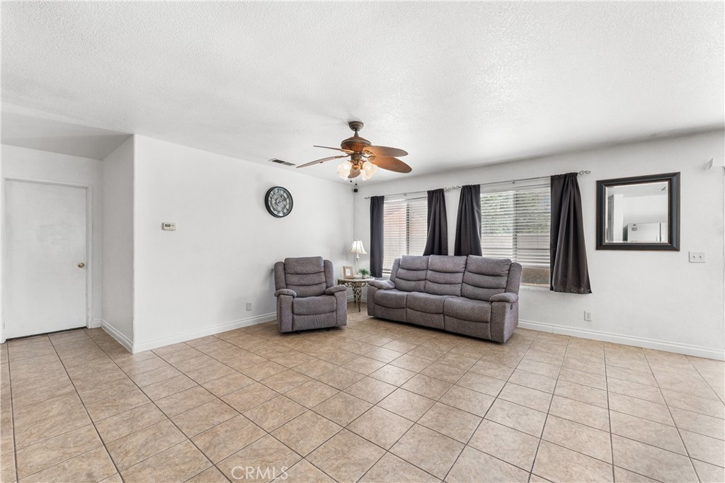 45420 Fairbanks Property Photo 12