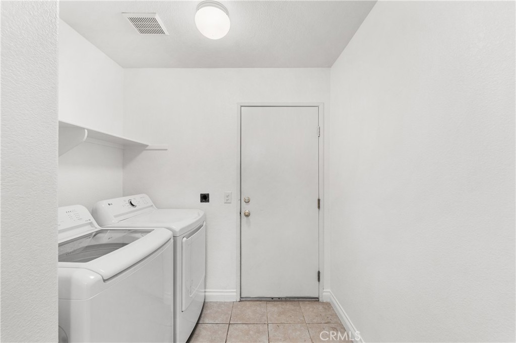 45420 Fairbanks Property Photo 30