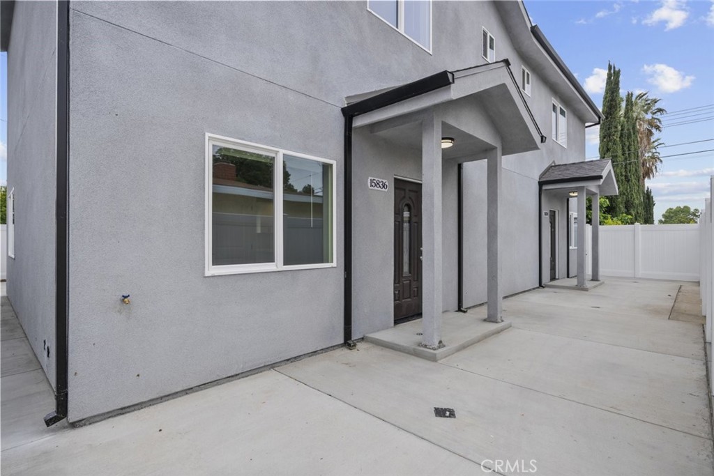 15836 Eccles Street Property Photo 9