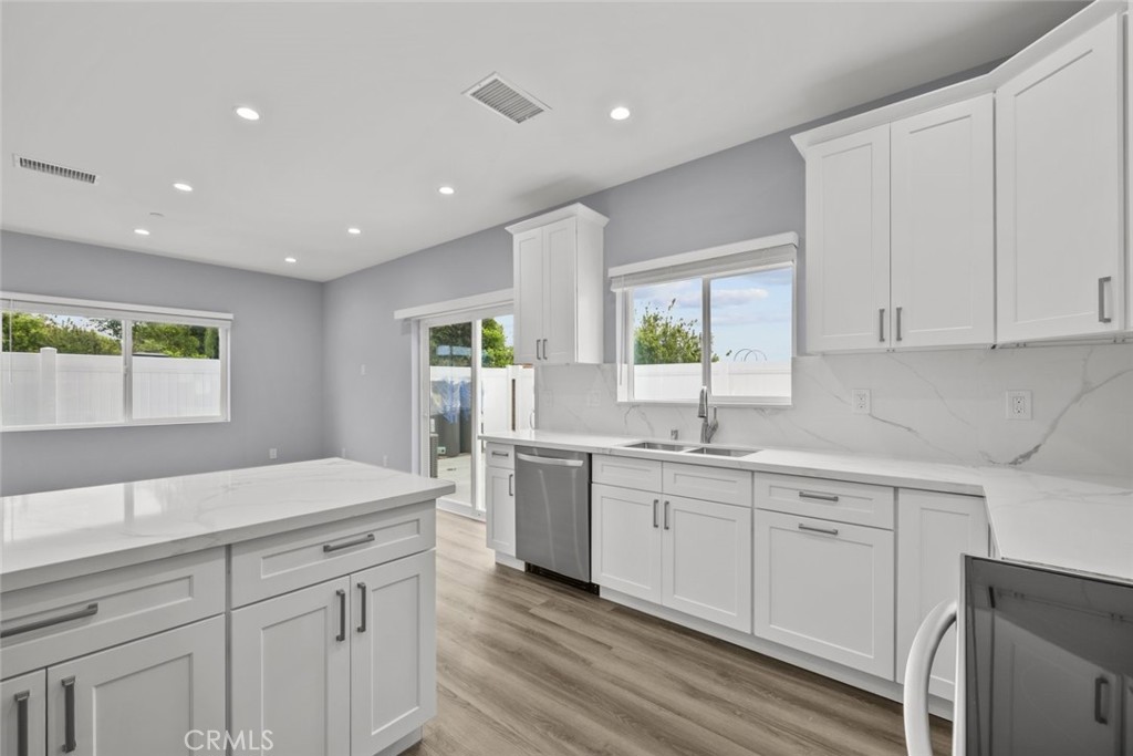 15836 Eccles Street Property Photo 20