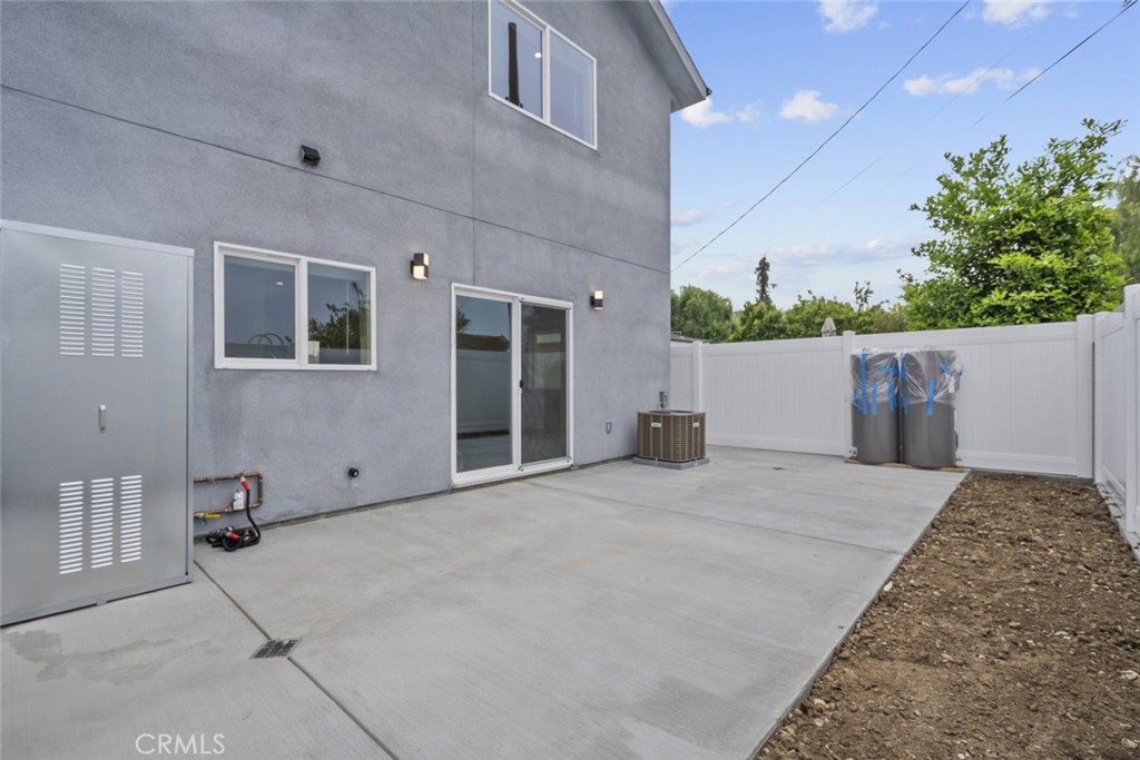 15836 Eccles Street Property Photo 22