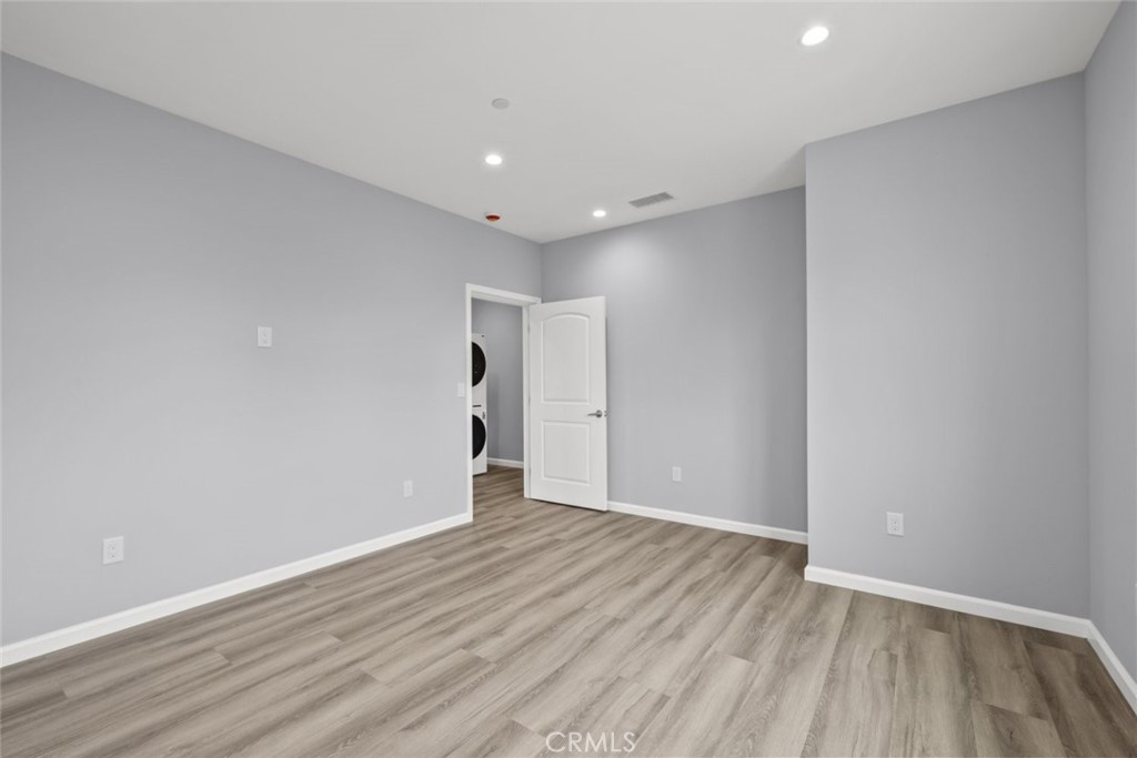 15836 Eccles Street Property Photo 25