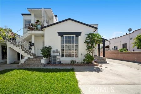 2546 S Bronson Property Photo 3