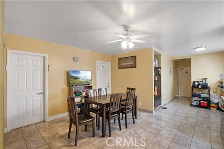 2546 S Bronson Property Photo 10