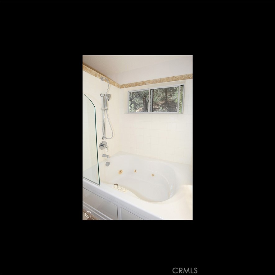 2027 Ivory Lane Property Photo 27