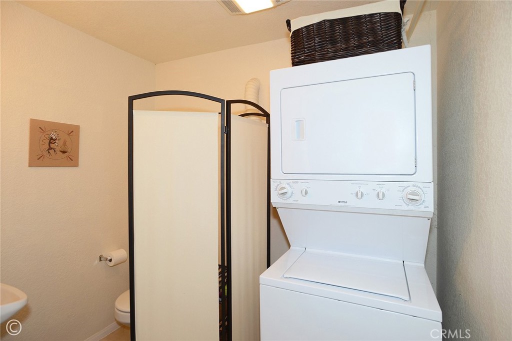 2027 Ivory Lane Property Photo 39