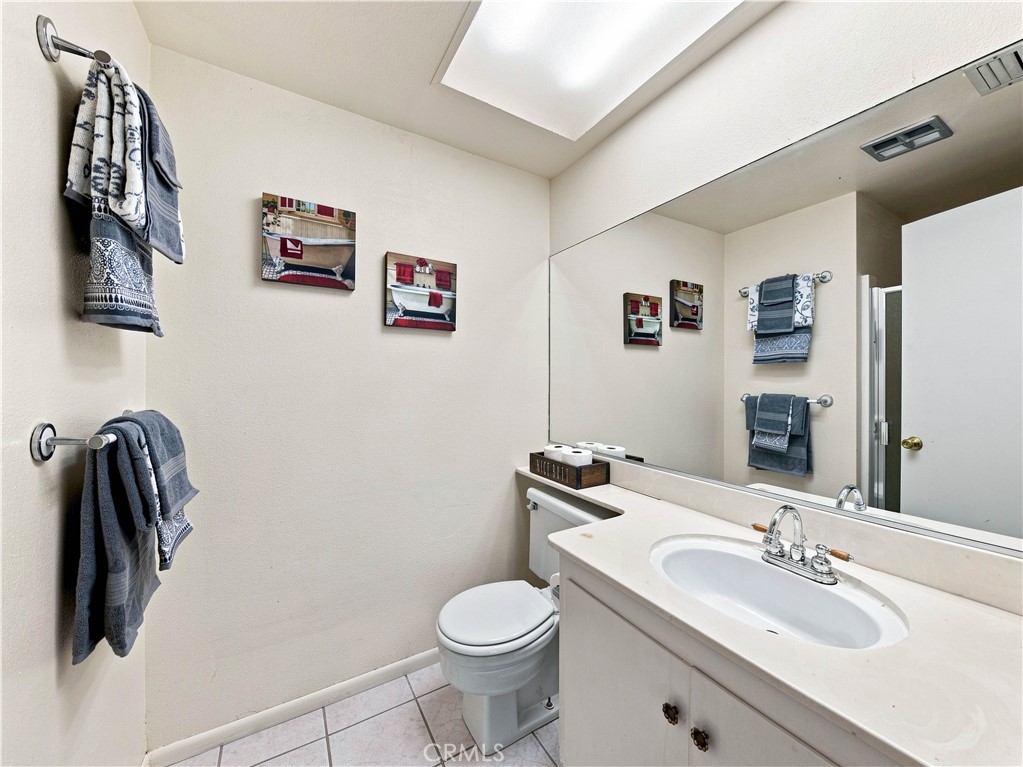 21452 Carol Sue Property Photo 12