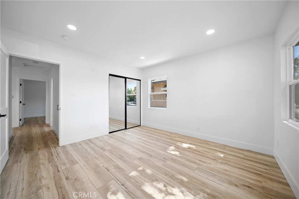 651 N Workman Street Property Photo 17