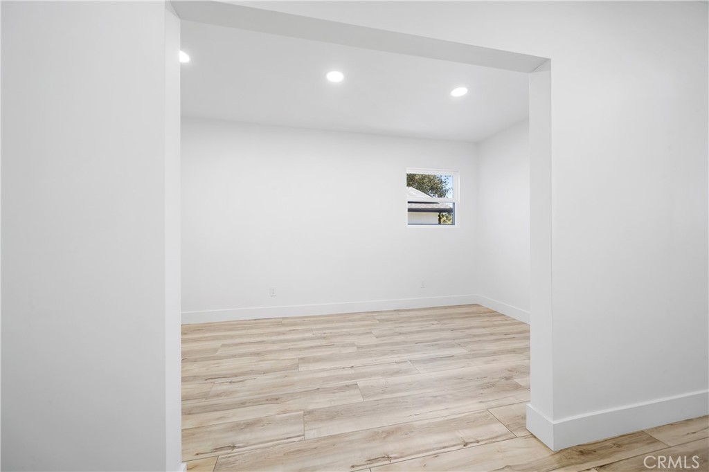 651 N Workman Street Property Photo 22