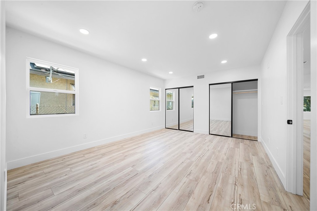 651 N Workman Street Property Photo 23
