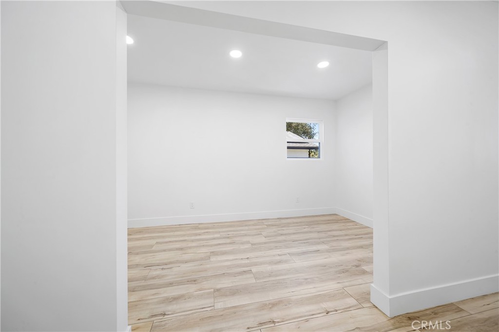 651 N Workman Street Property Photo 23