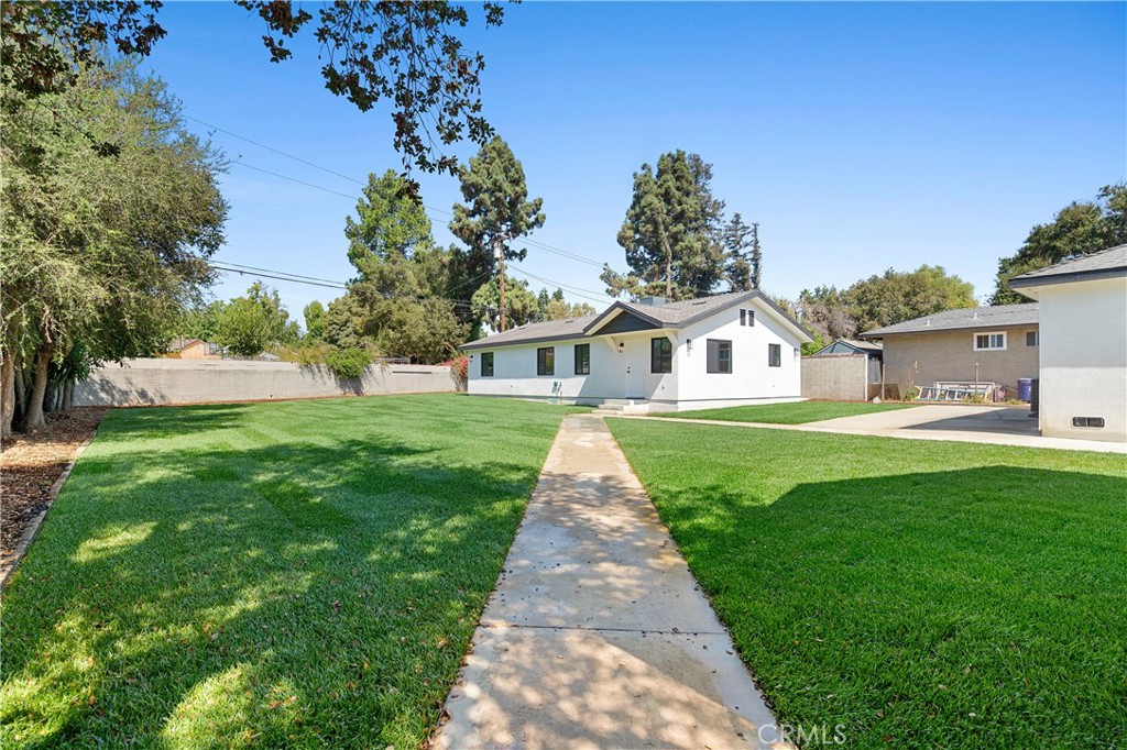 651 N Workman Street Property Photo 33