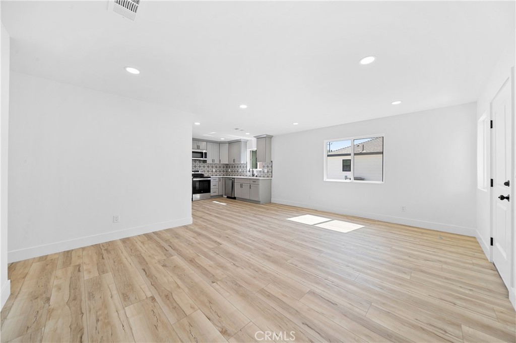 651 N Workman Street Property Photo 37