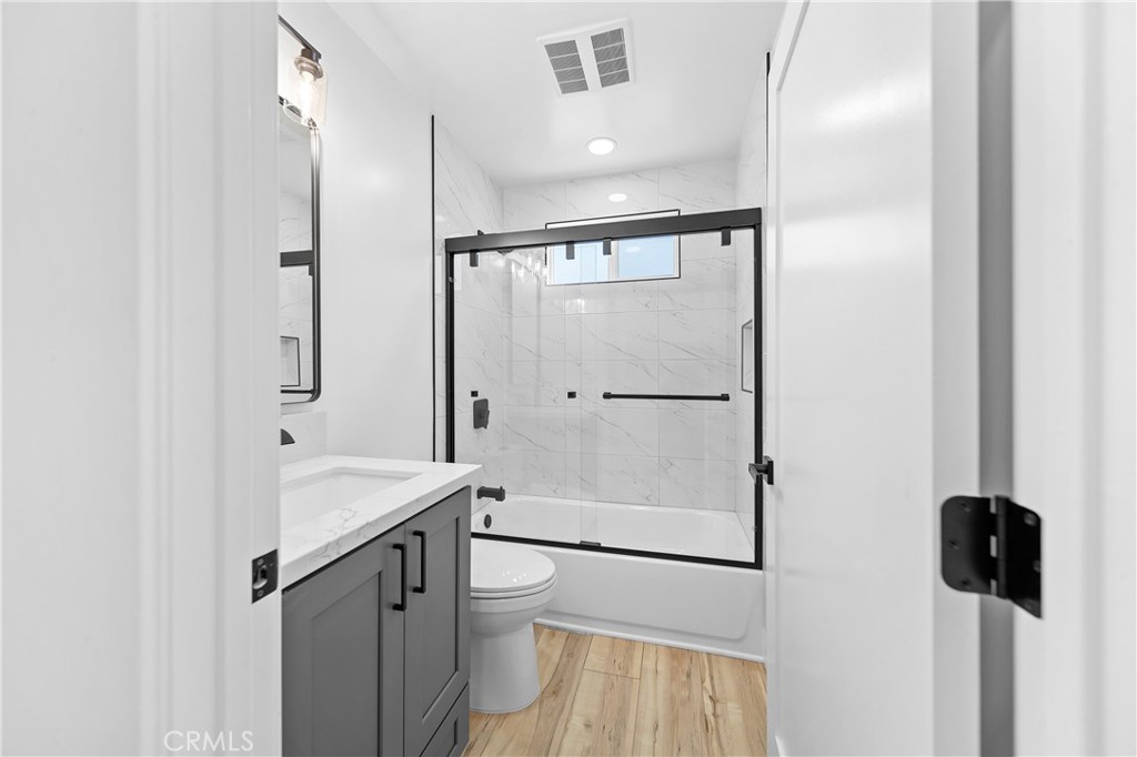 651 N Workman Street Property Photo 39